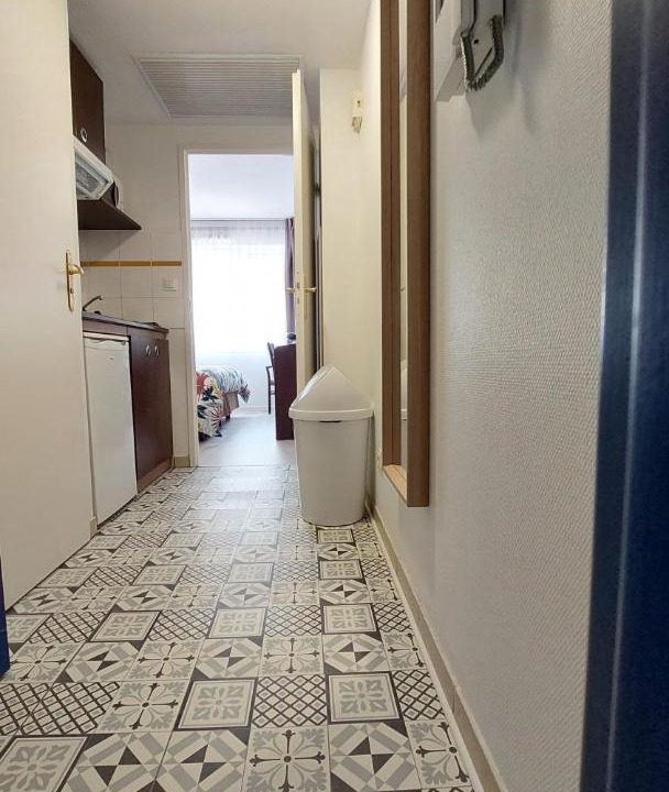 Photo of Others in Idron