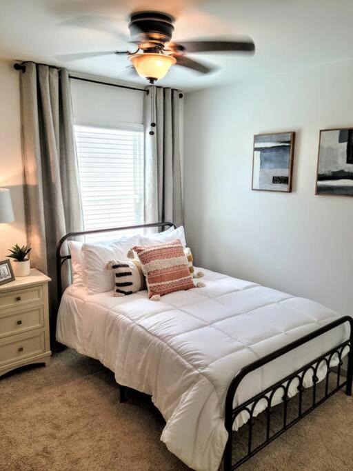 Photo of Bedroom in Acworth