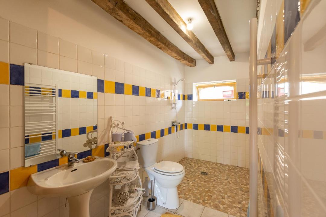 Photo of Kitchen in Mezeray