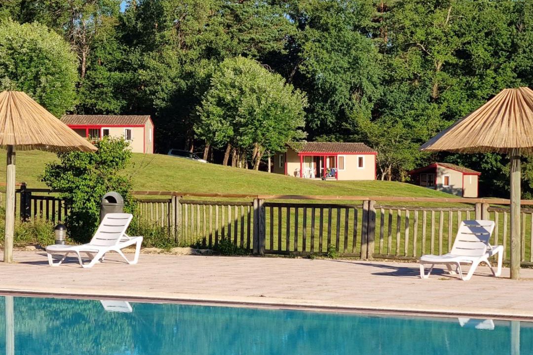 Photo of Others in Cornille