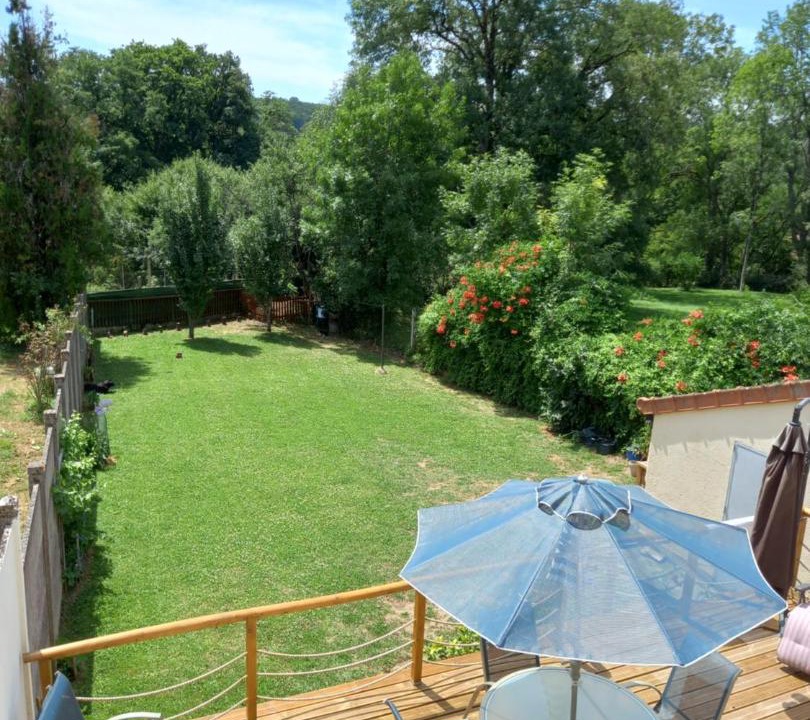 Photo of Patio Balcony in Scoury