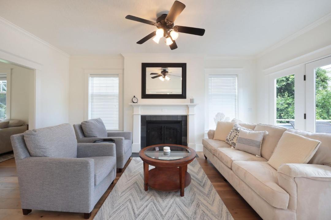 Photo of Others in Hood River