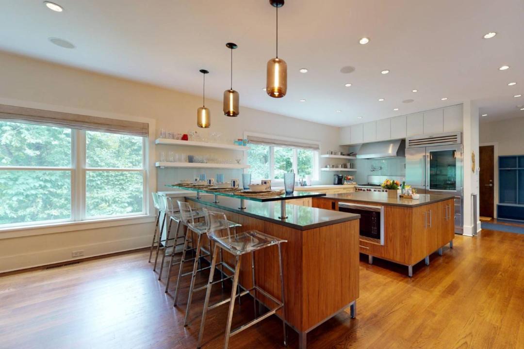 Photo of Others in Newtown