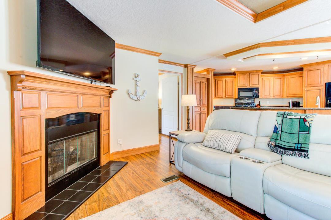 Photo of Livingroom in Tranquil Harbour