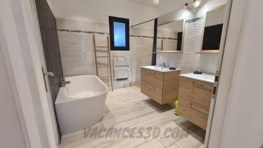 Photo of Bathroom in Brouzet-les-Quissac