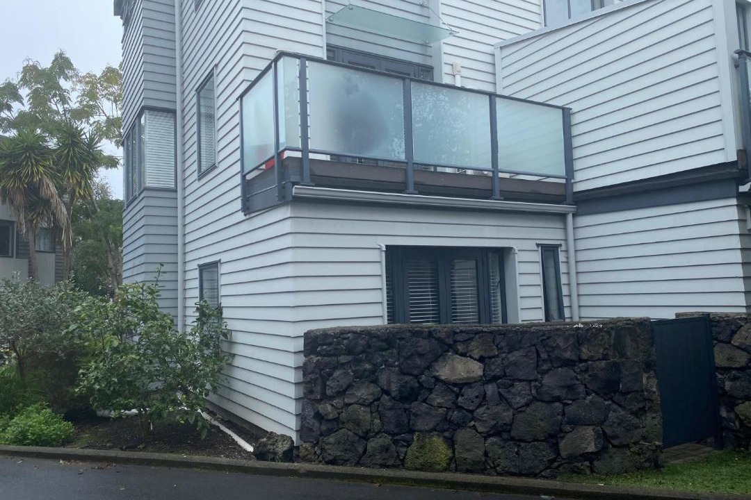 Photo of Others in Parnell