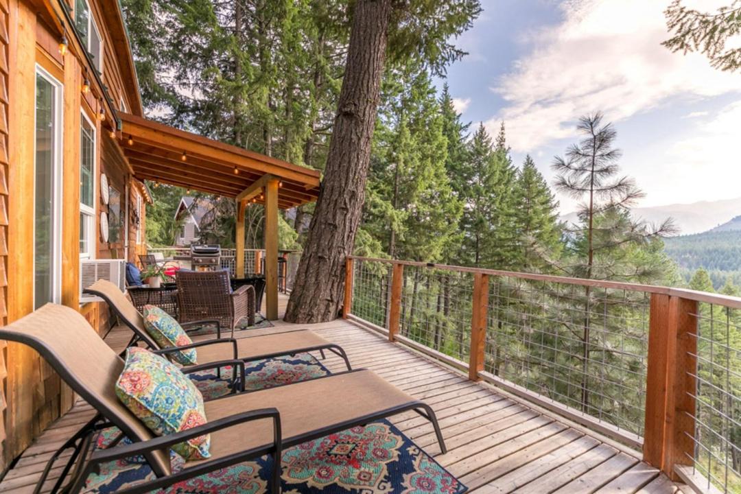 Photo of Patio Balcony in Leavenworth