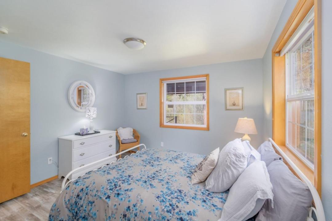 Photo of Bedroom in Leavenworth