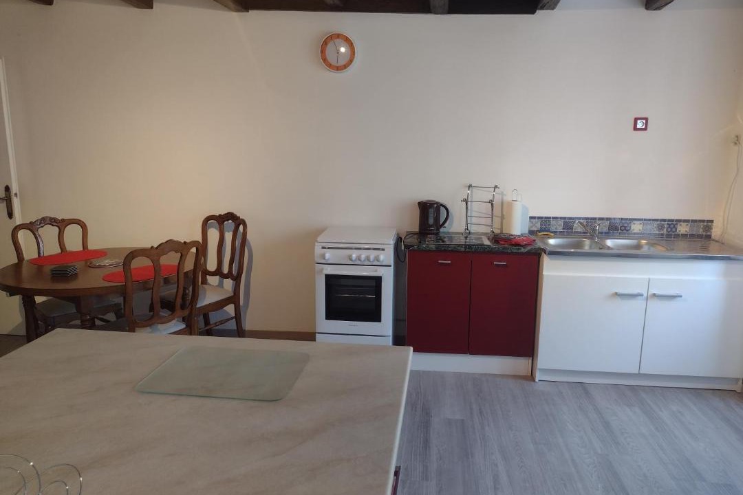 Photo of Others in Genouille