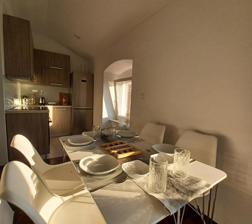 Photo of Livingroom in Cove Murtar