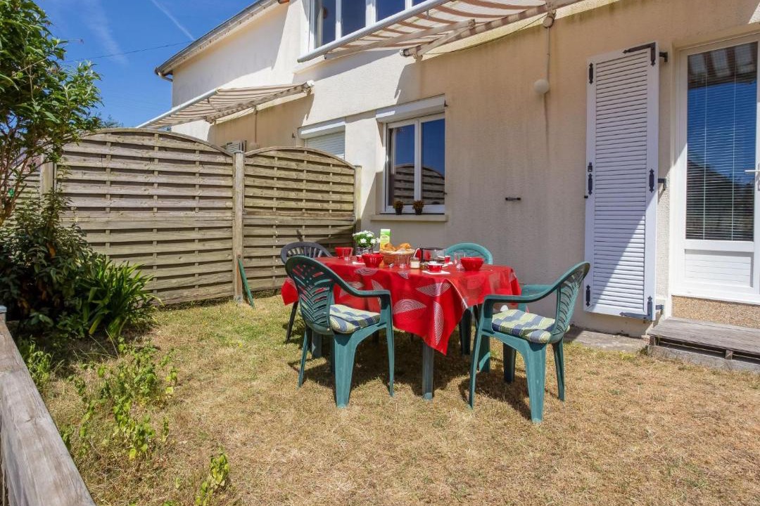 Photo of Others in Denneville