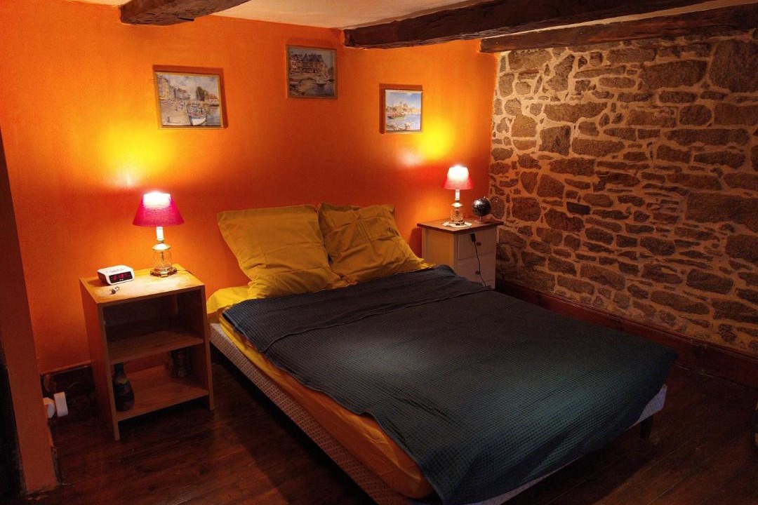 Photo of Bedroom in Lanhelin