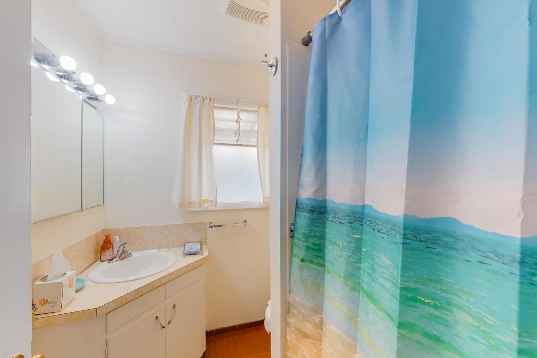 Photo of Bathroom in Waldport