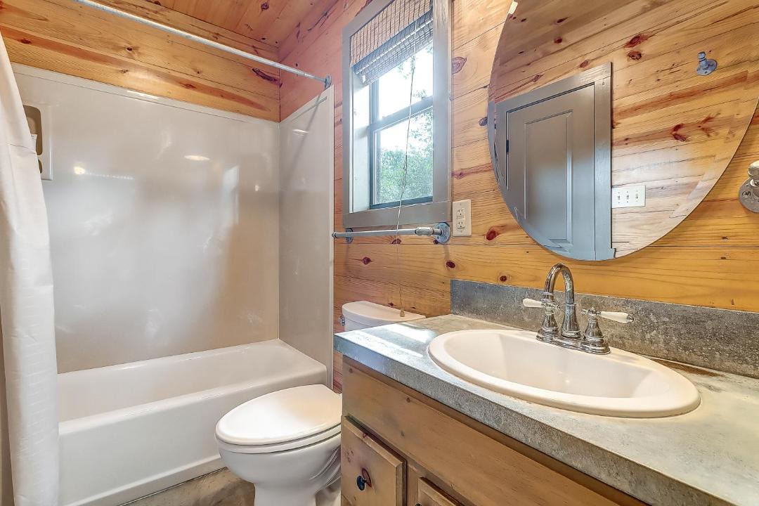 Photo of Bathroom in Aransas Pass