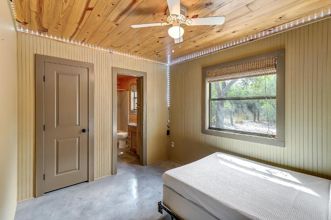 Photo of Bedroom in Aransas Pass