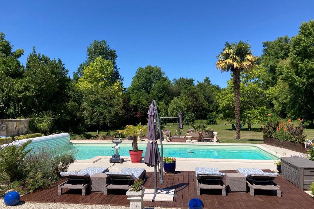 Photo of Others in Vervant