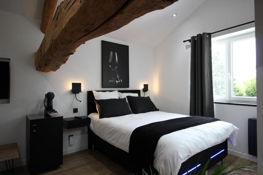 Photo of Bedroom in Corcelles-en-Beaujolais