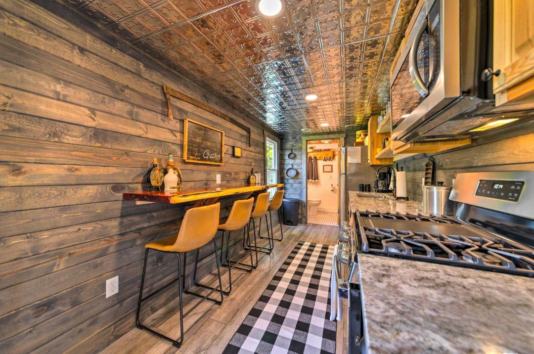 Photo of Others in Defiance