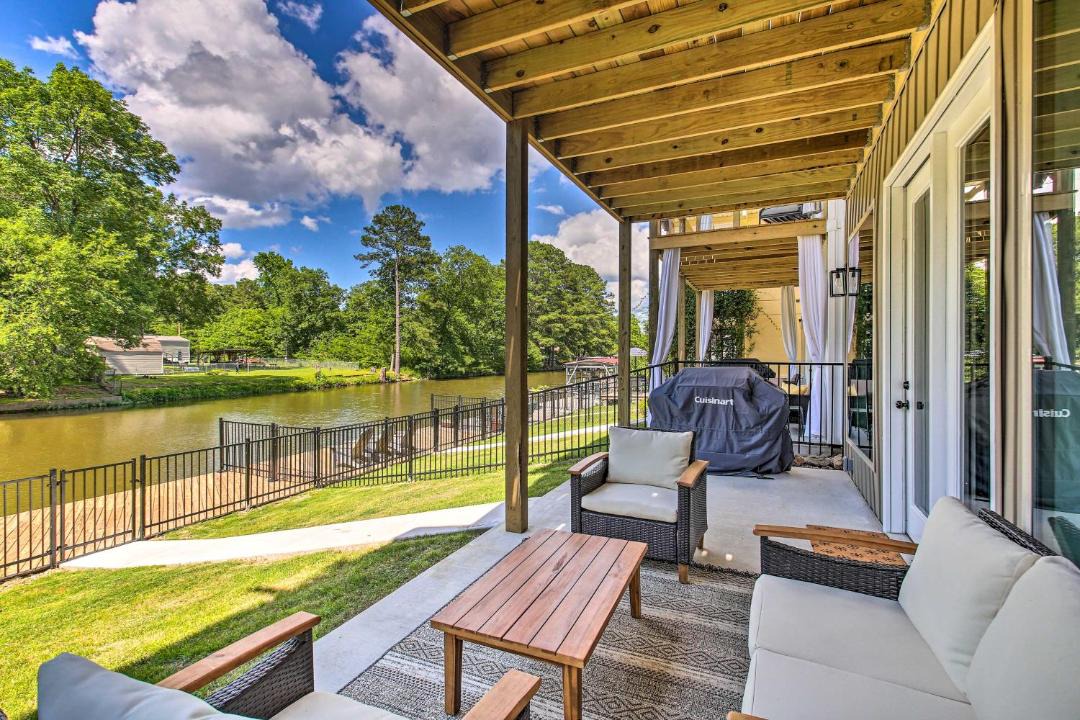 Photo of Patio Balcony in Lake Hamilton