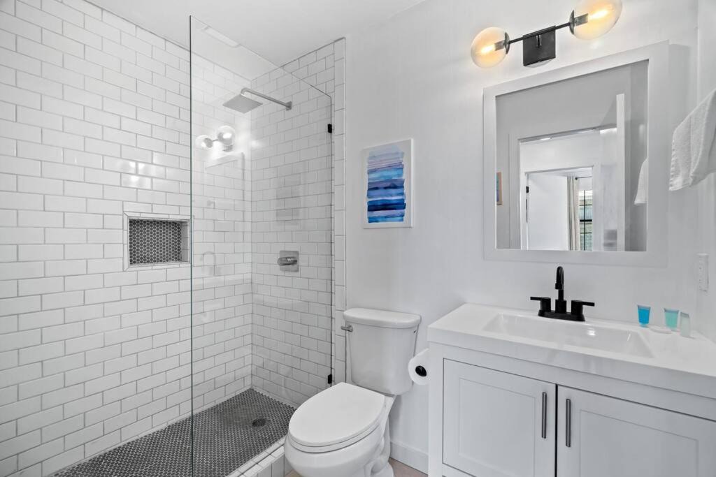 Photo of Bathroom in El Centro Beach