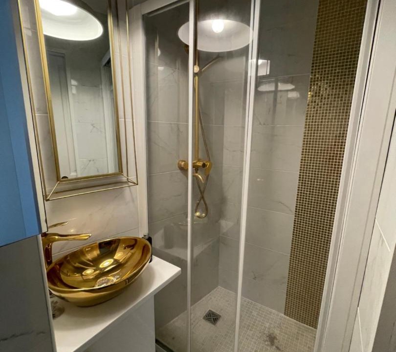 Photo of Others in Vernier