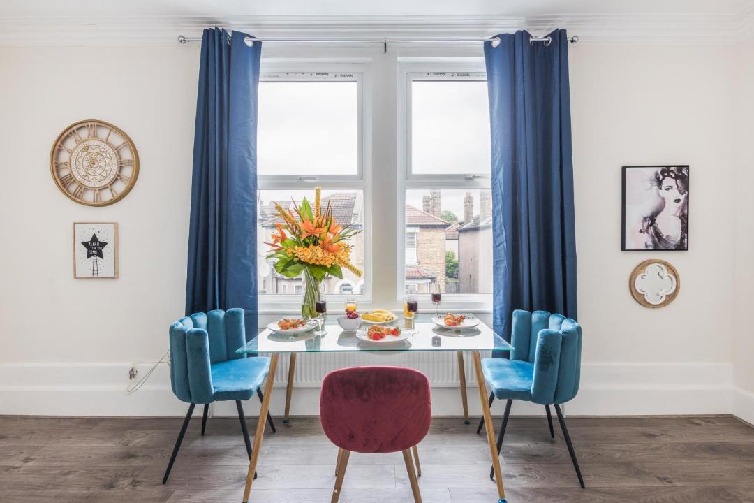 Photo of Livingroom in Waddon