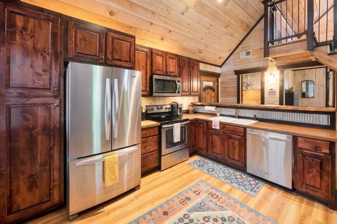 Photo of Others in Rising Fawn