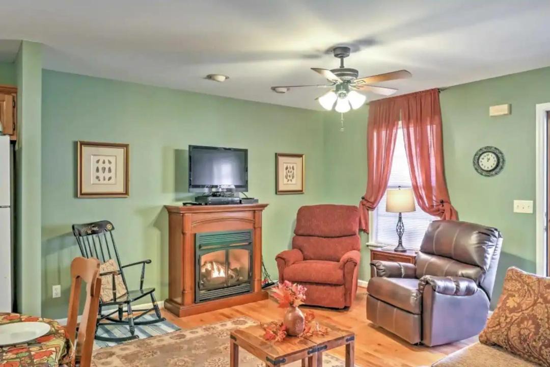 Photo of Livingroom in Trenton