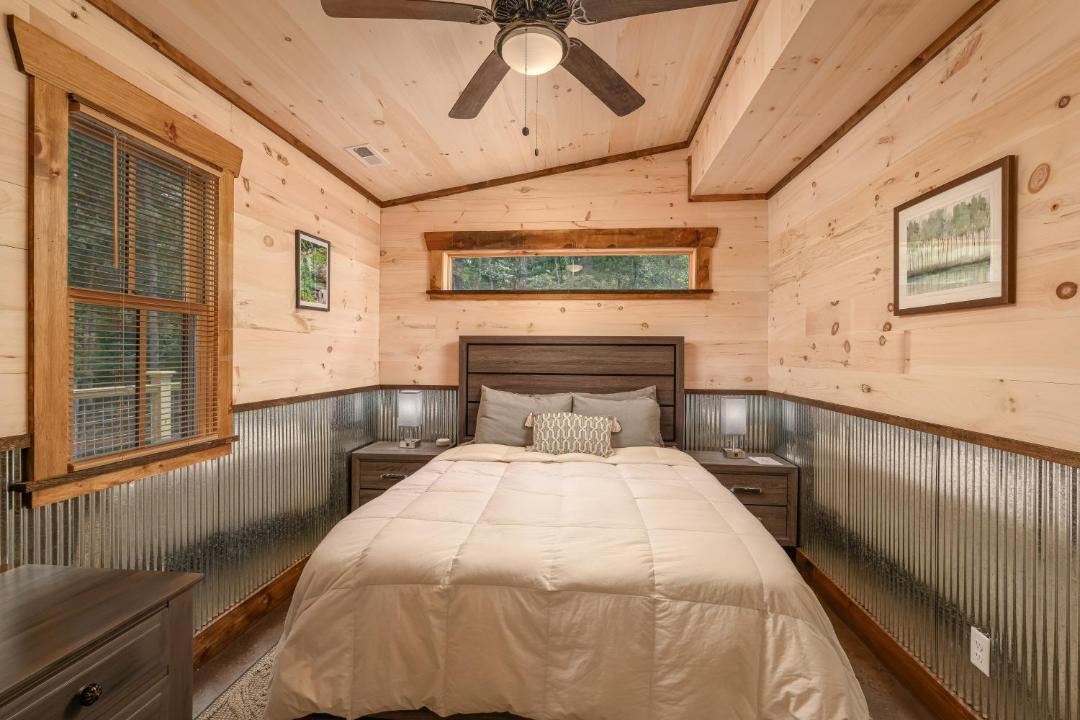 Photo of Bedroom in Rising Fawn