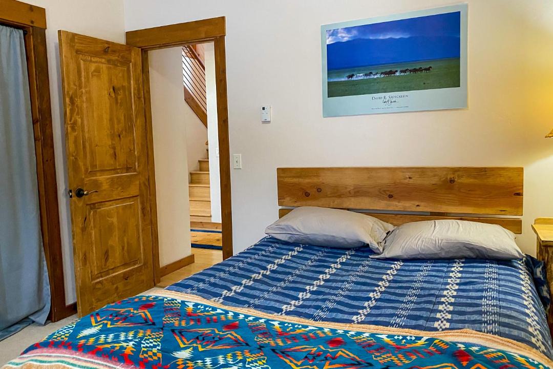 Photo of Bedroom in Victor