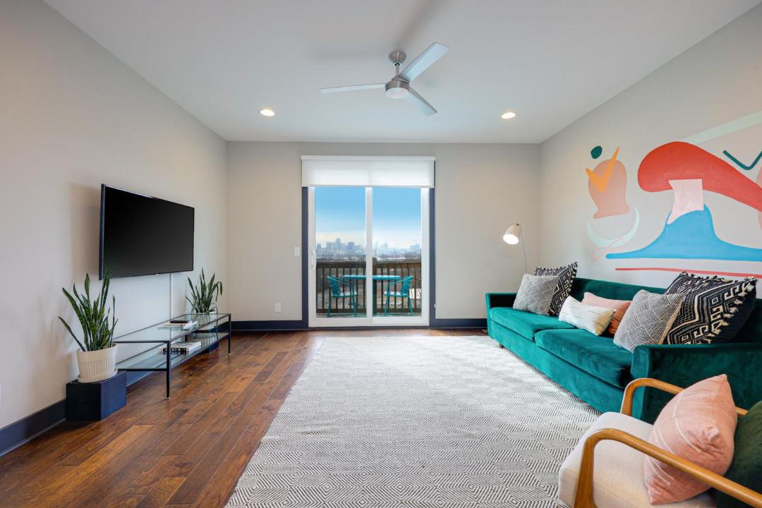 Photo of Livingroom in Katie Hill Neighborhood