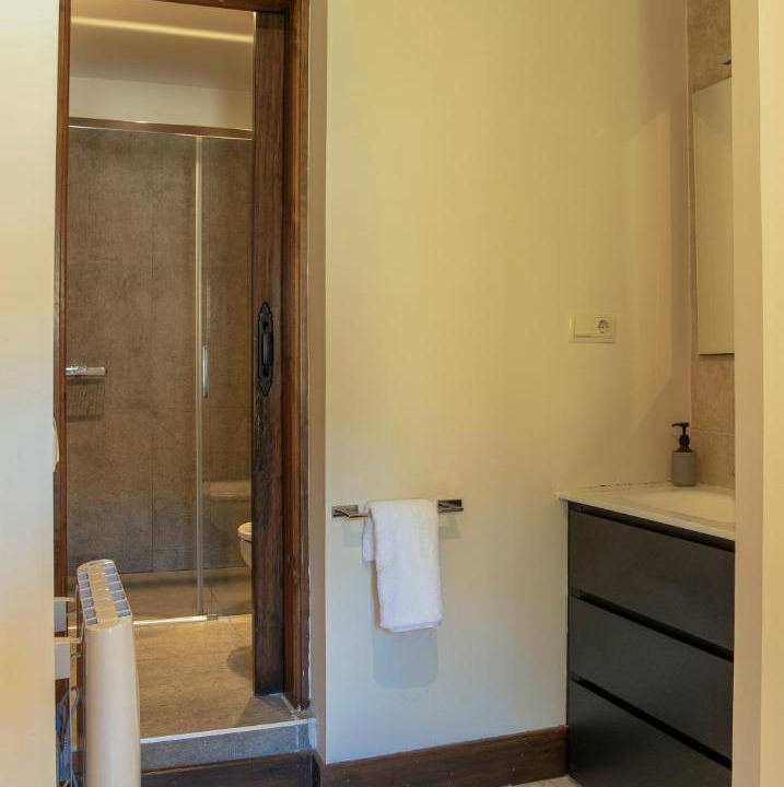 Photo of Bathroom in Broto