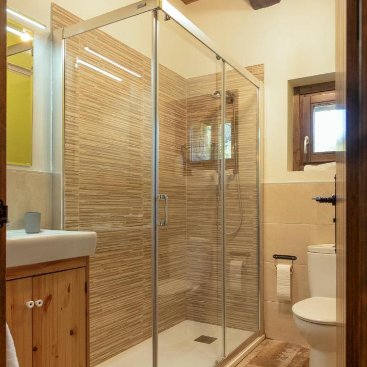 Photo of Bathroom in Broto