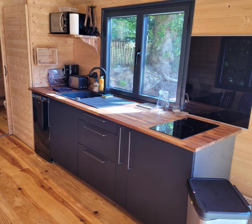 Photo of Kitchen in Morainville-Jouveaux