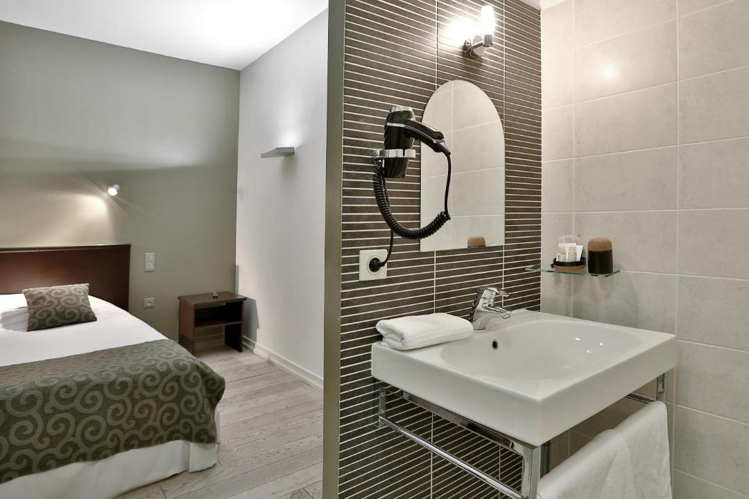 Photo of Bathroom in Brantome-en-Perigord