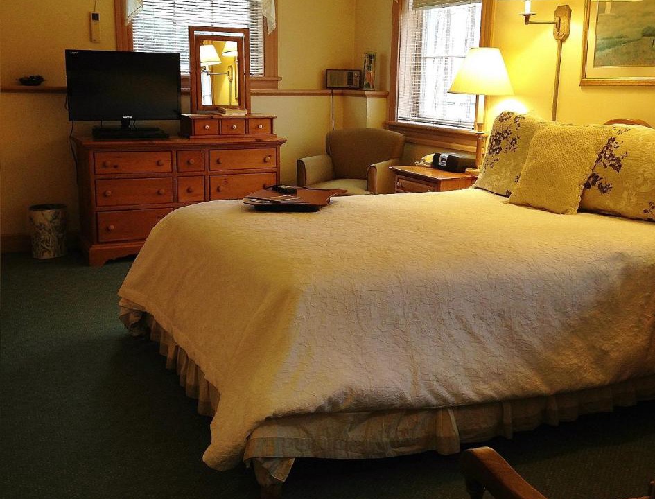 Photo of Others in Lee