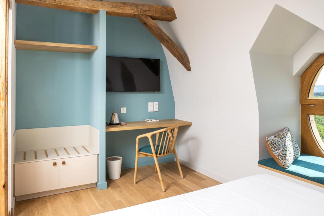 Photo of Bedroom in Altillac