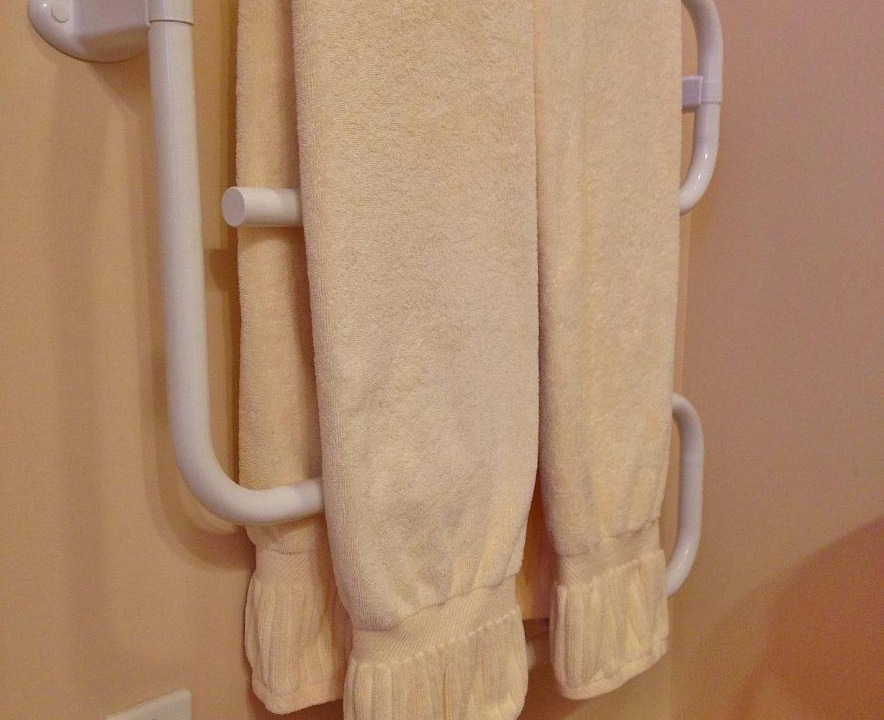 Photo of Others in Lee