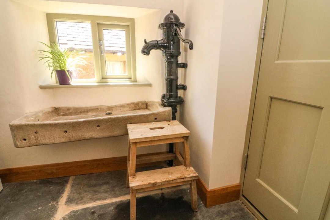 Photo of Bathroom in Fourstones Near Bentham