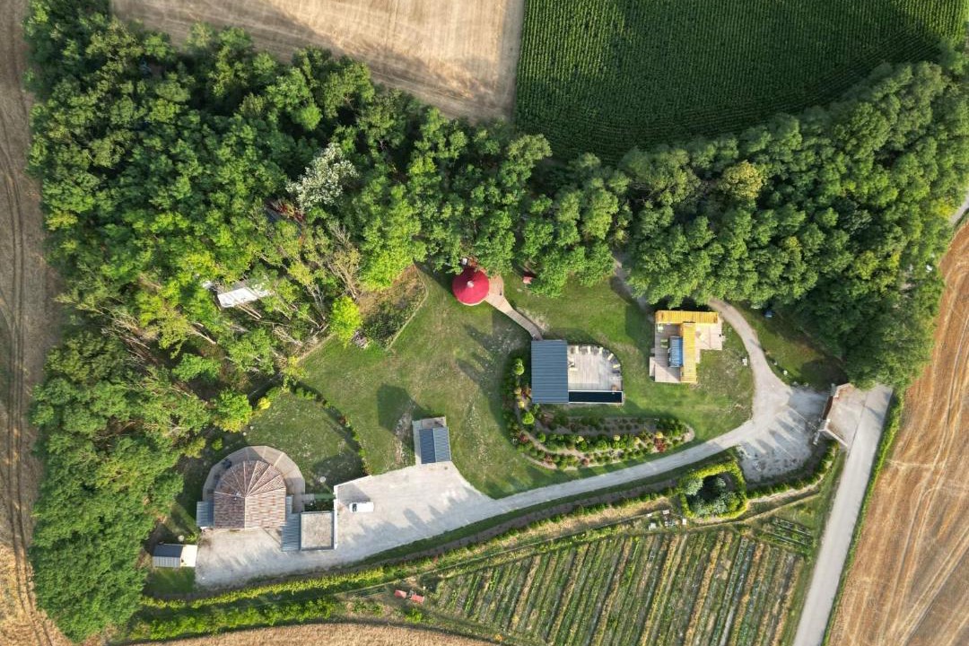 Photo of Others in Chateauneuf-sur-Isere