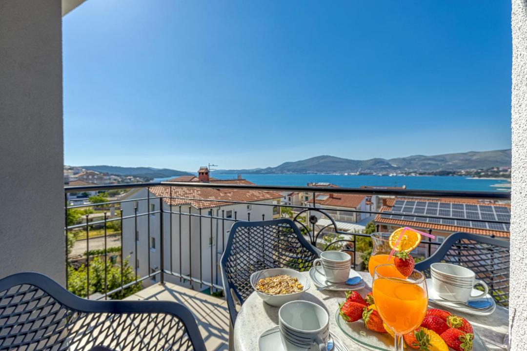 Photo of Patio Balcony in Okrug Gornji