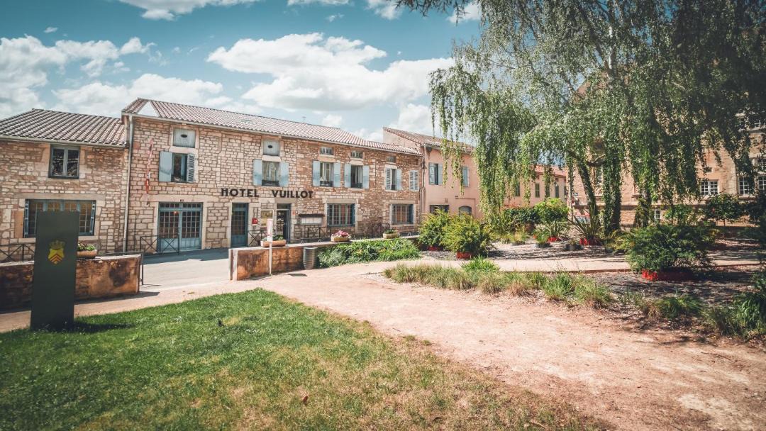 Photo of Buildings in Cuiseaux