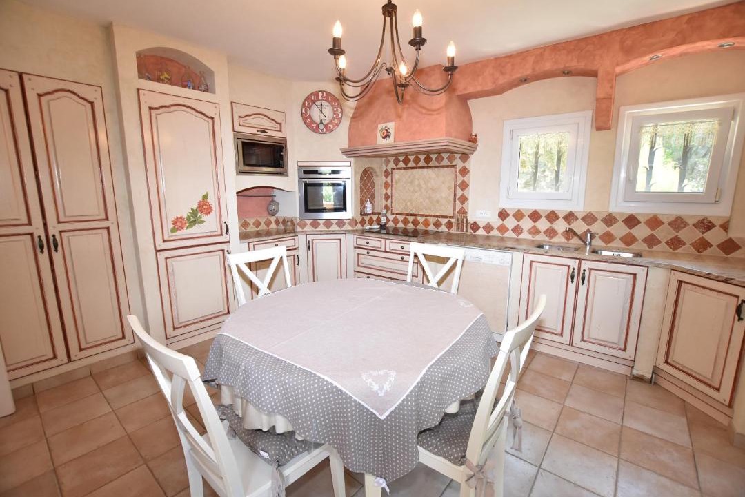 Photo of Kitchen in Chamaret
