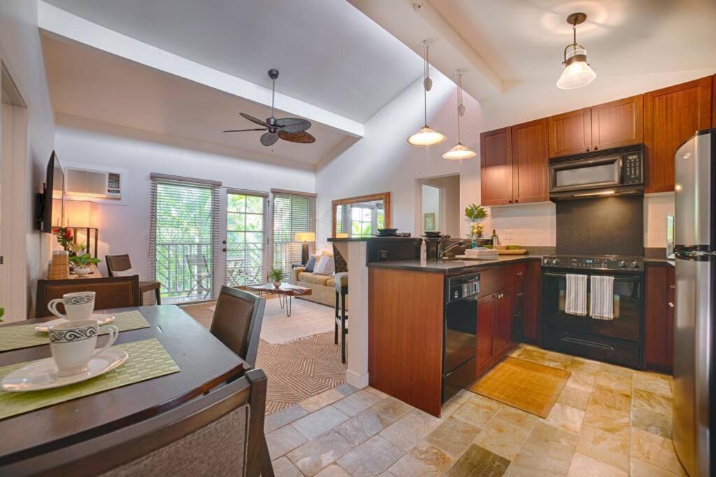 Photo of Others in Historic Lahaina Front Street