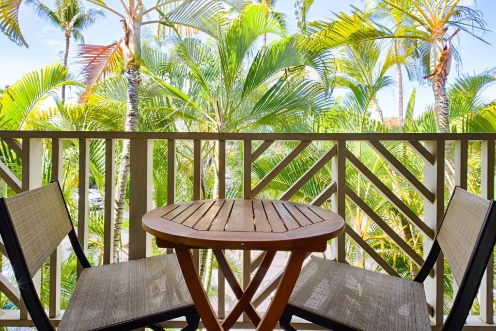 Photo of Patio Balcony in Historic Lahaina Front Street