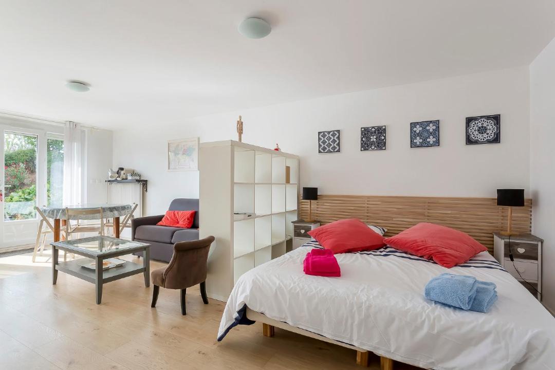 Photo of Bedroom in Sainte-Foy-les-Lyon