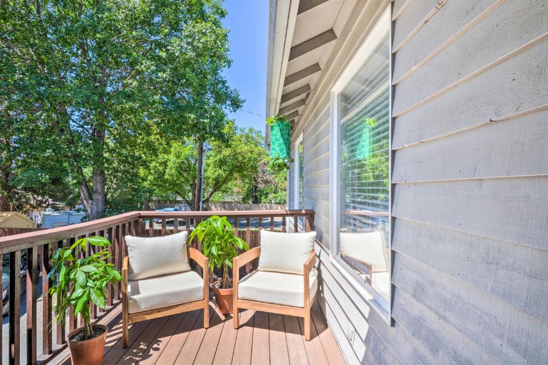 Photo of Patio Balcony in Grants Pass