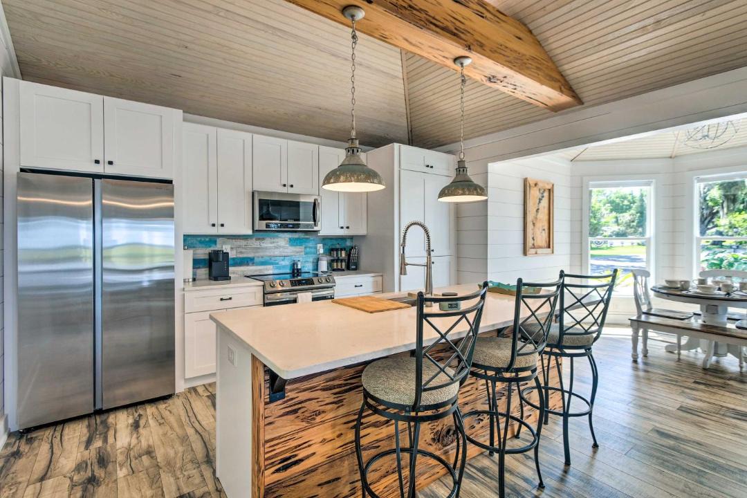 Photo of Others in Darien