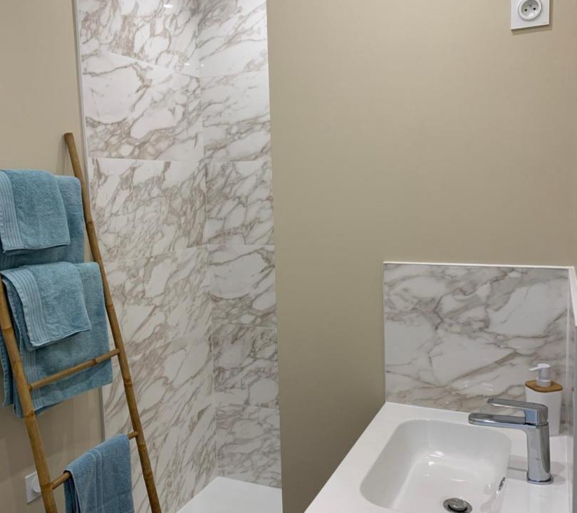 Photo of Bathroom in Groffliers