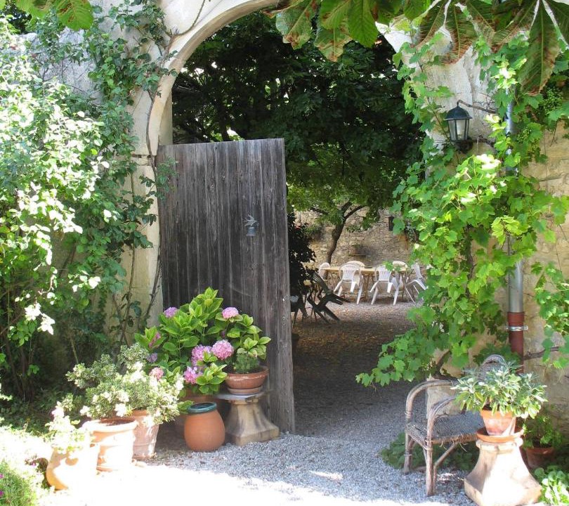 Photo of Others in Sauzet